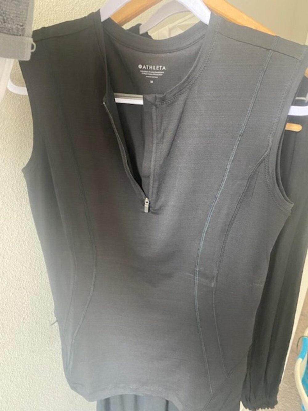 Athleta Black Sleeveless 1/4 Zip Performance Top Tank Size M